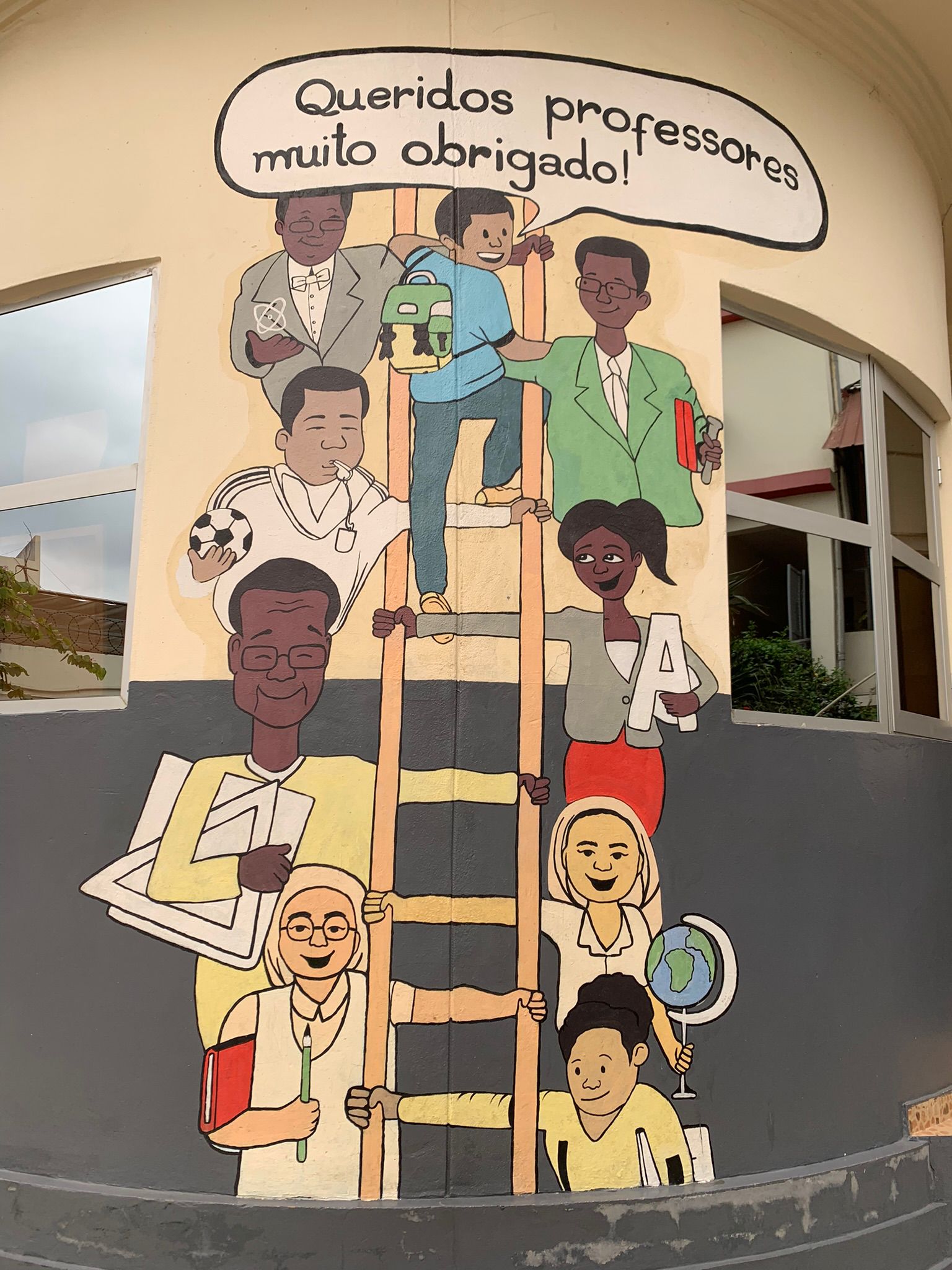 "La vuelta a Clases Año Escolar 2024 - 2025"... «Cada peldaño cuenta»