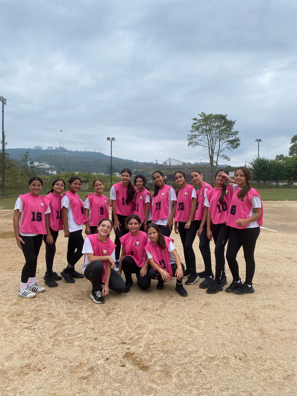 «Campeonas en la disciplina deportiva KICKINGBALL»